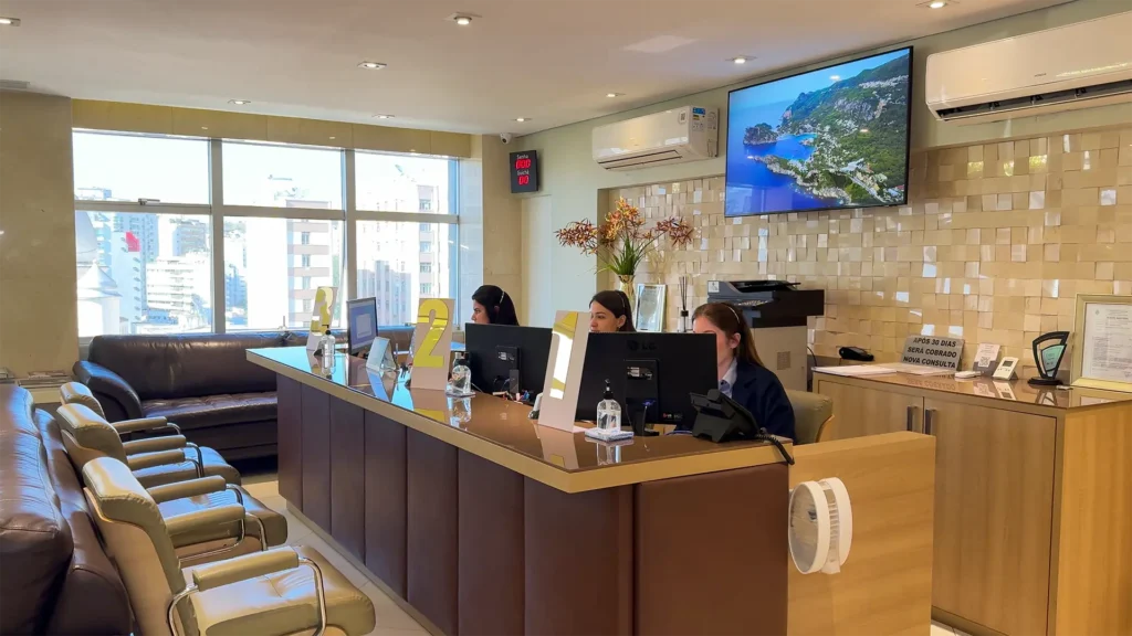 Recepção da Clínica Vision, em Juiz de Fora